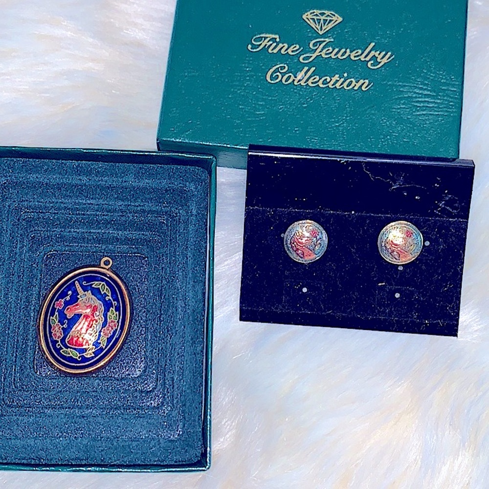 HP✨RARE Antique1970’s Cloisonné Jewelry Set, Mystical Unicorn Locket+Earring Set - Picture 12 of 17